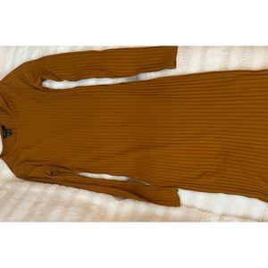 Forever 21, Size: Medium, Color: Dark Mustard